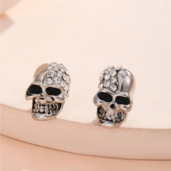SILVER RHINESTONE SKULL STUD EARRINGS - Picture 1 of 4
